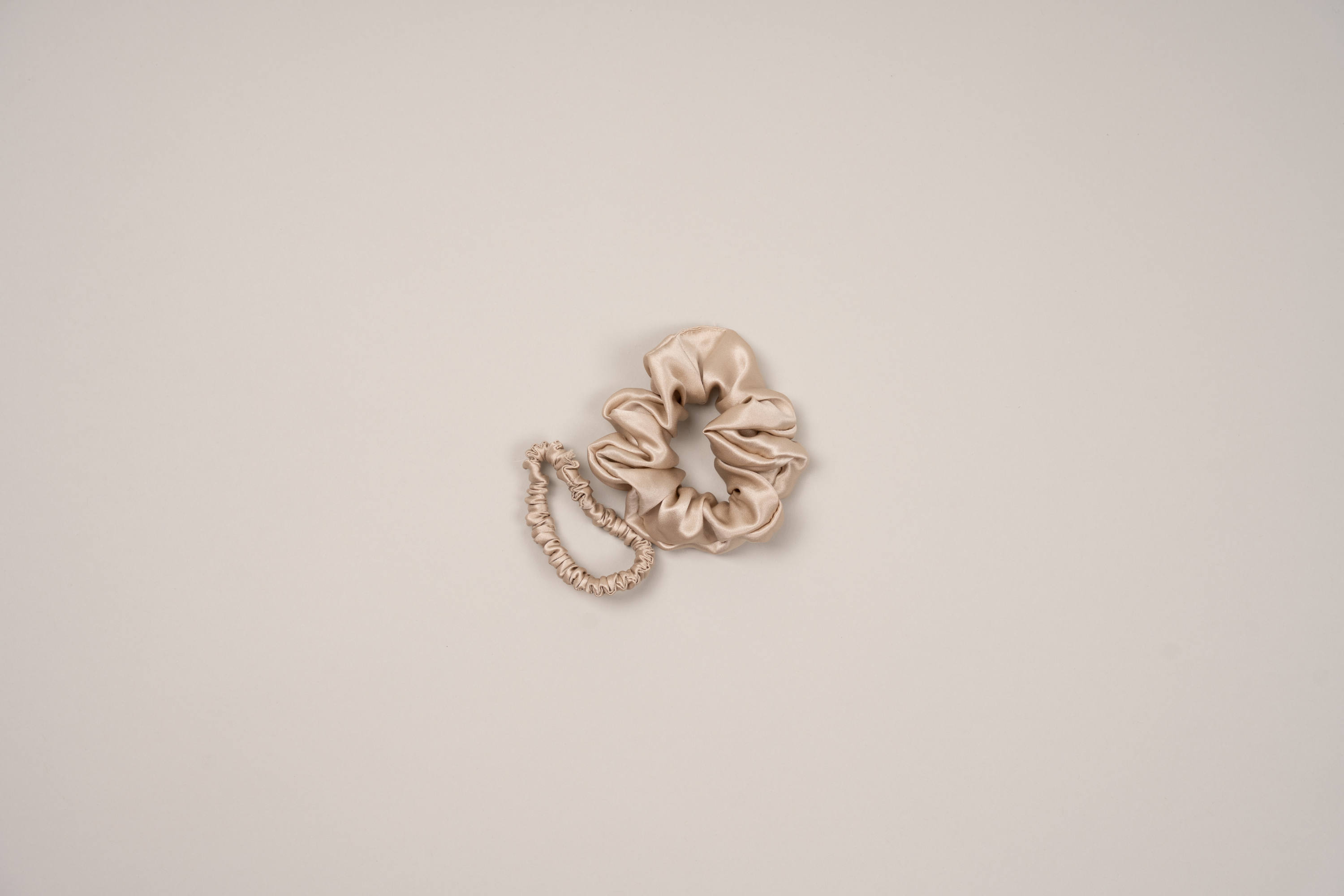 Silk Scrunchie - Champagne